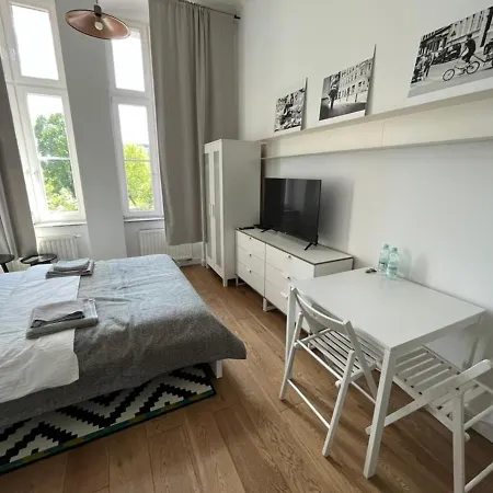 Lägenhet Komfortowy Apartament W Samym Centrum Wroclawia